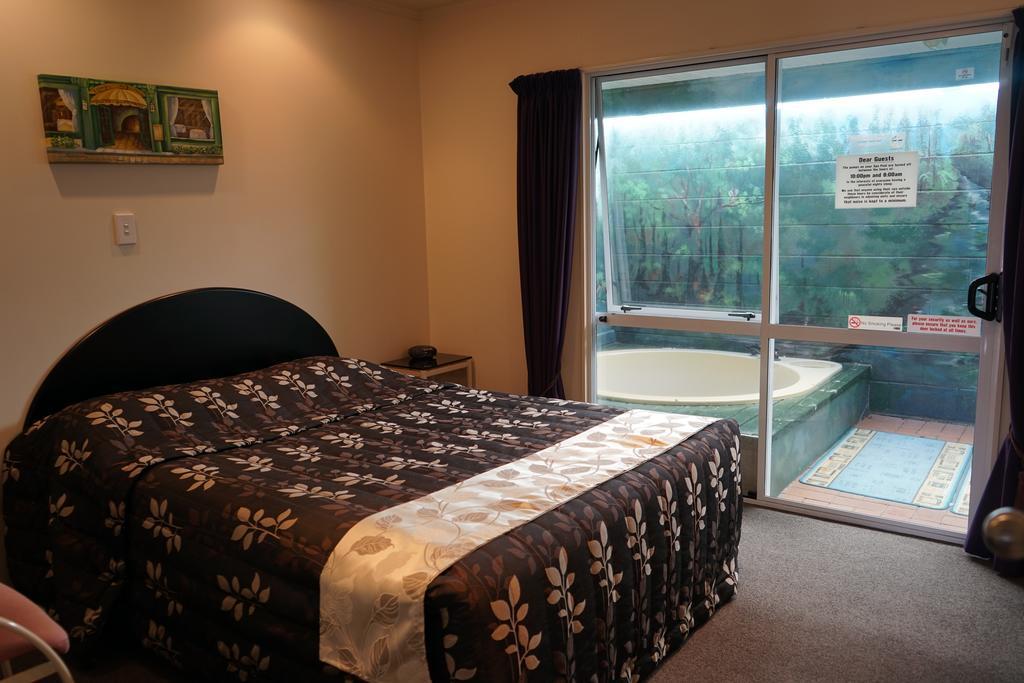 แอสคอทออนเฟ็นตันโฮเต็ล Motel โรโตรัว ภายนอก รูปภาพ