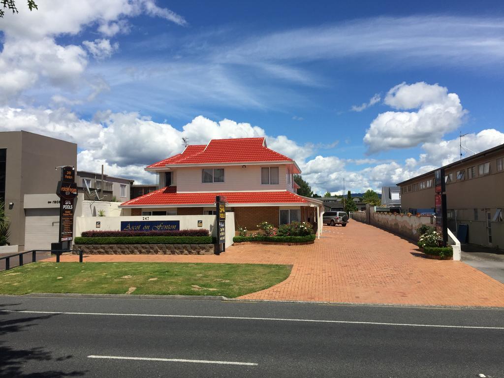 แอสคอทออนเฟ็นตันโฮเต็ล Motel โรโตรัว ภายนอก รูปภาพ